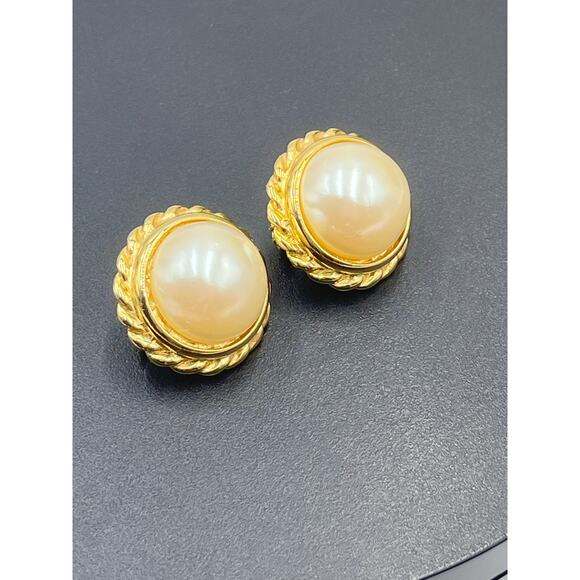 Napier Pierced Post Cream Large Faux Pearl Gold Tone Earrings Omega Backs - Picture 4 of 10